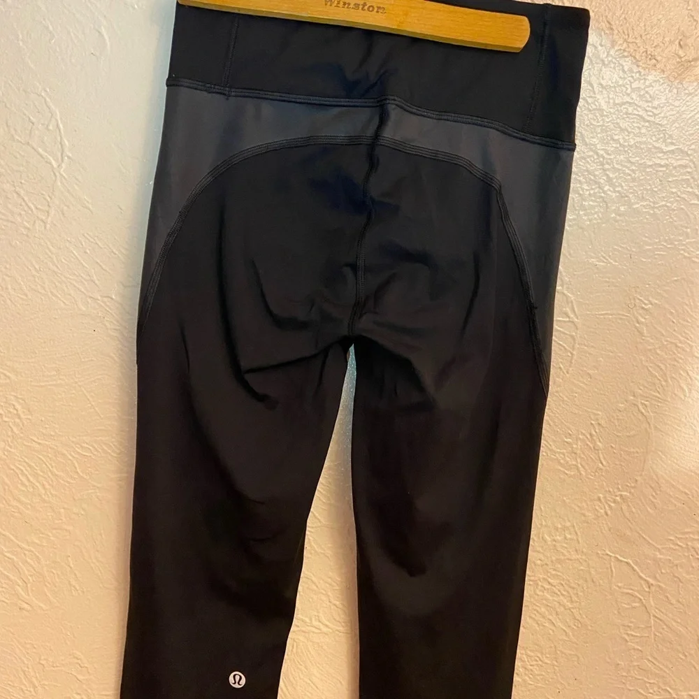 Lululemon legging - Picture 9 of 9